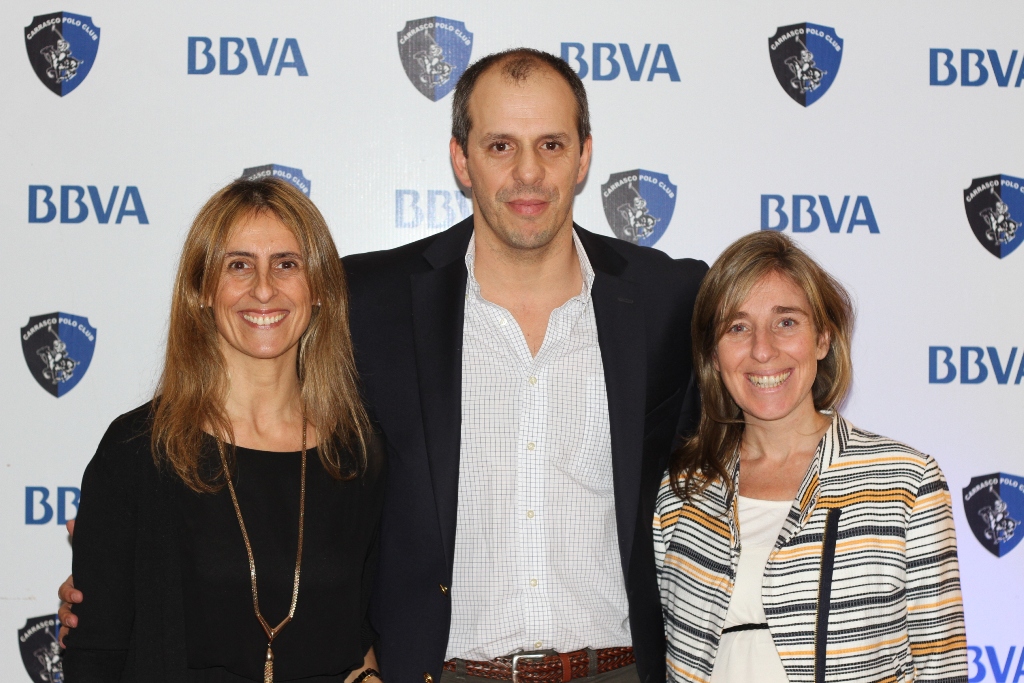 Carolina Gianola, José Luis Rodríguez, Carolina Olagüe.