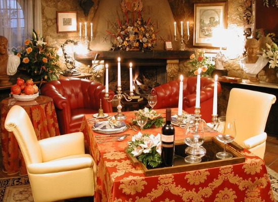 El eterno femenino de una imaginativa pintora