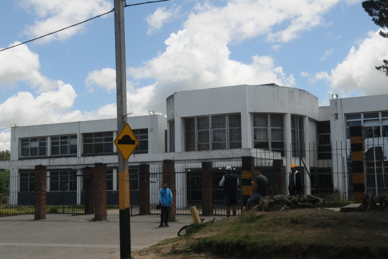 El eterno femenino de una imaginativa pintora