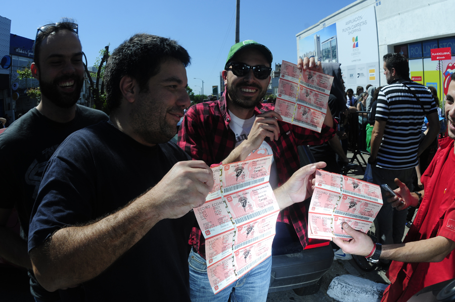 El eterno femenino de una imaginativa pintora