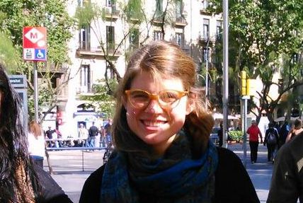 El eterno femenino de una imaginativa pintora