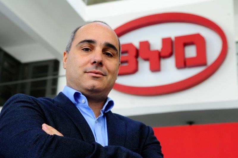 El eterno femenino de una imaginativa pintora