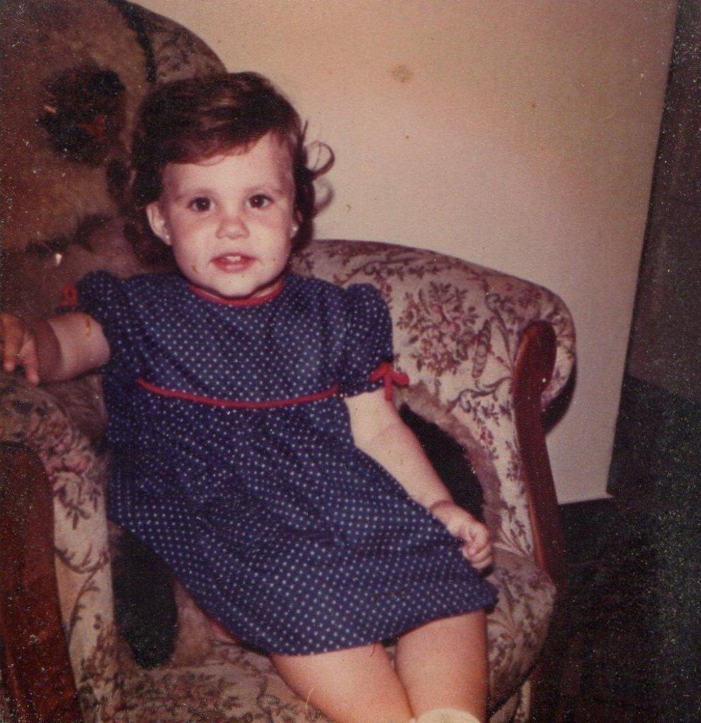 El eterno femenino de una imaginativa pintora