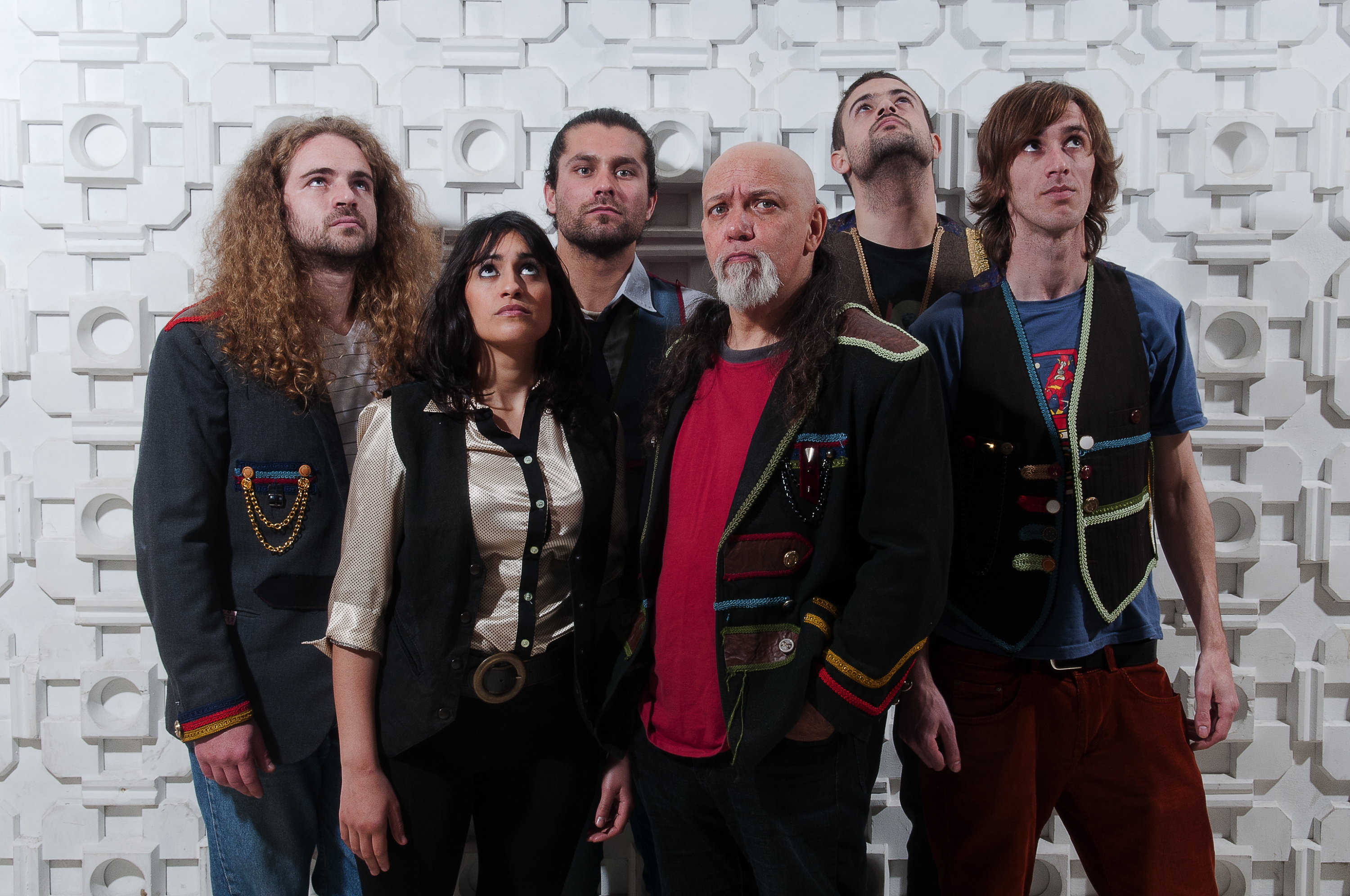 El eterno femenino de una imaginativa pintora