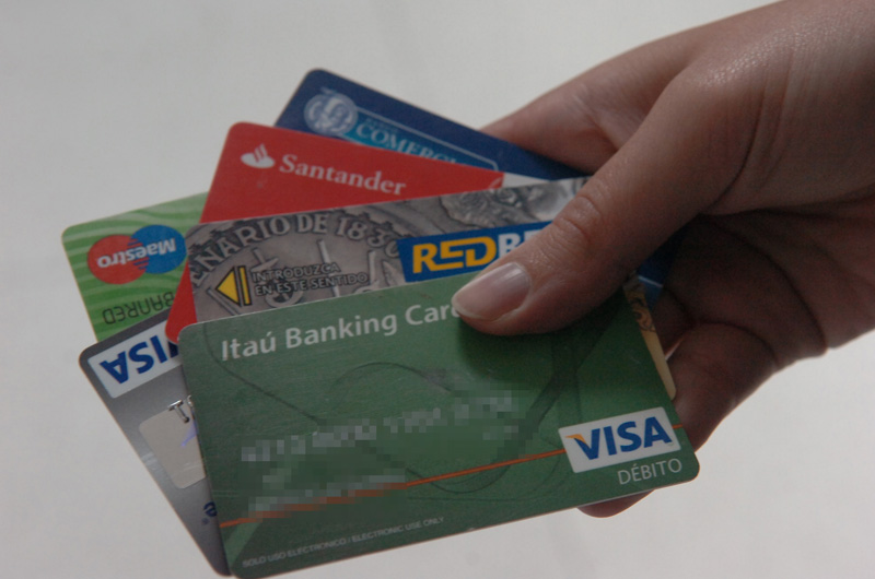 El eterno femenino de una imaginativa pintora