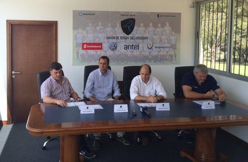 El eterno femenino de una imaginativa pintora