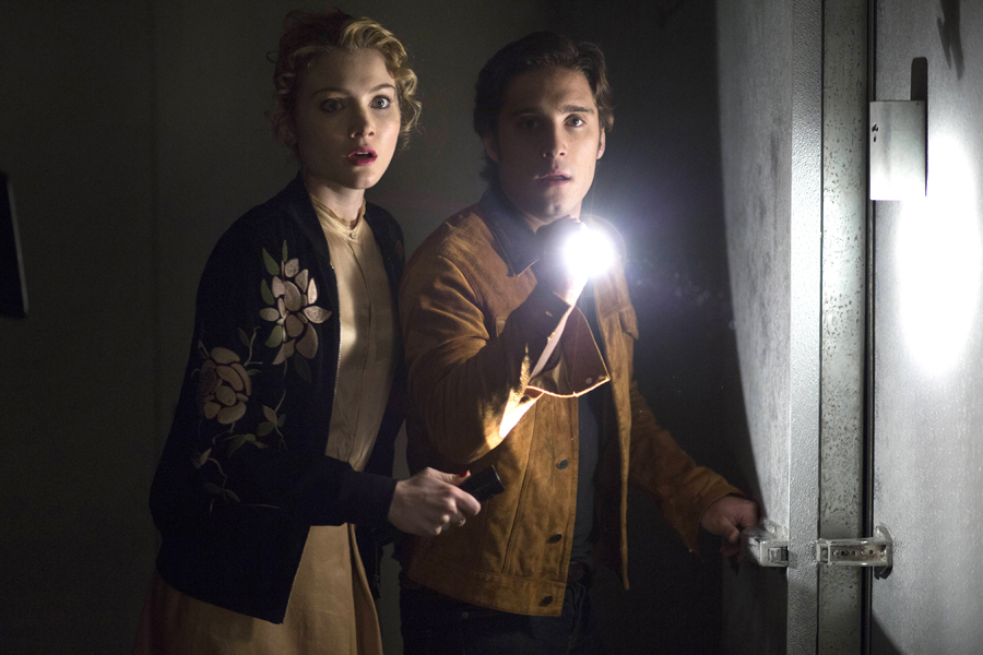 El eterno femenino de una imaginativa pintora