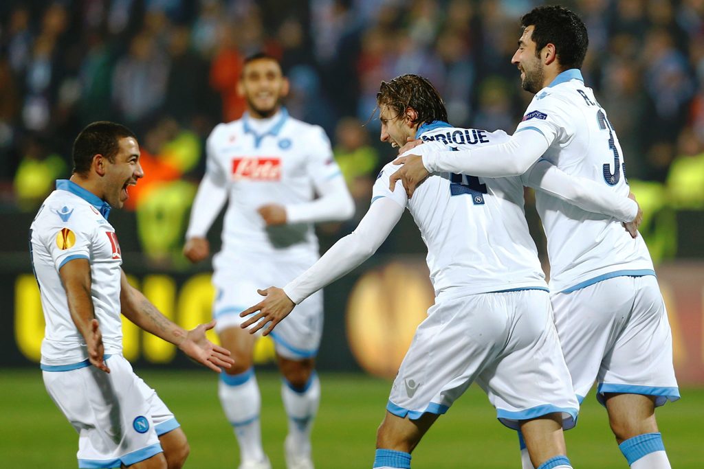 El eterno femenino de una imaginativa pintora