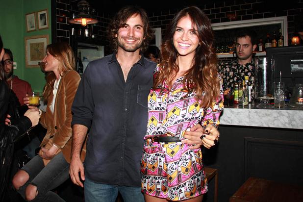 El eterno femenino de una imaginativa pintora