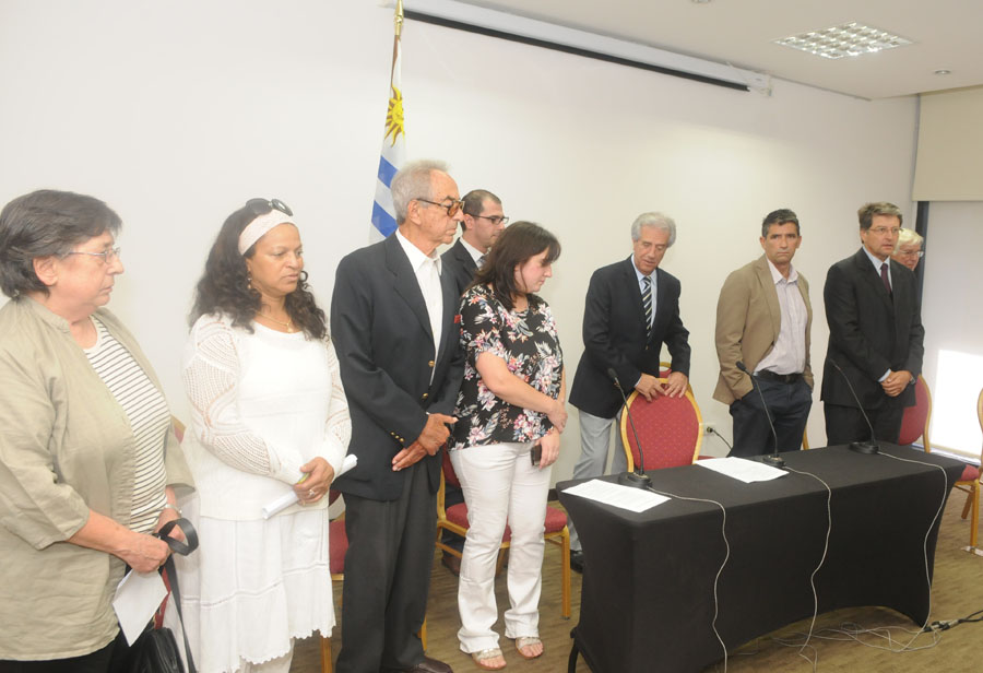 El eterno femenino de una imaginativa pintora