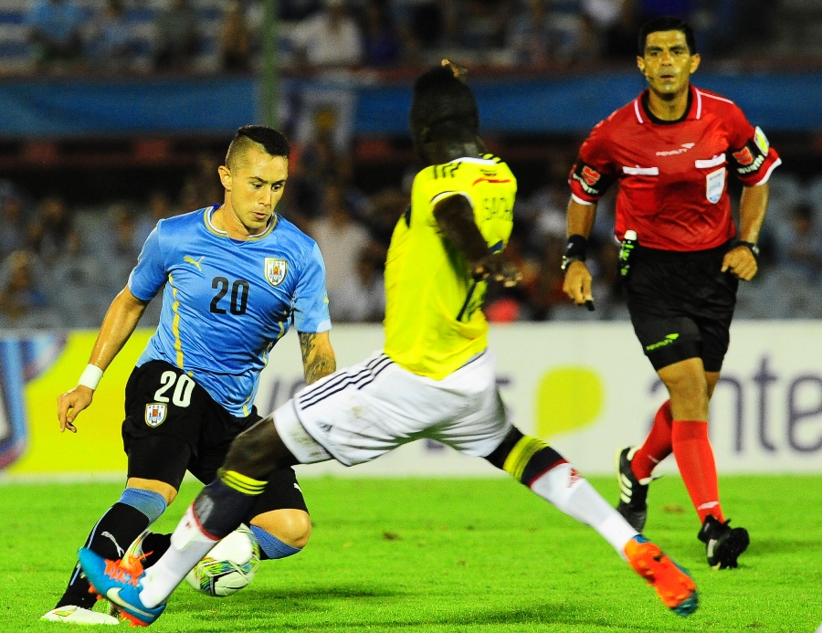 El eterno femenino de una imaginativa pintora