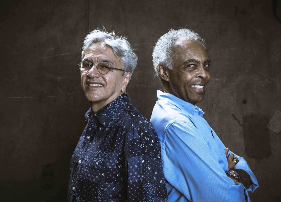 El eterno femenino de una imaginativa pintora