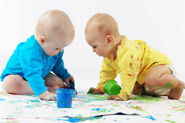 Mientras el niño va creciendo, muestra un incremento de la generosidad