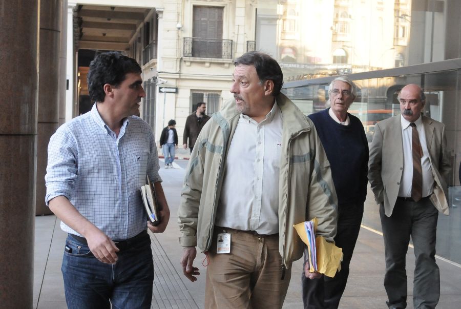 El eterno femenino de una imaginativa pintora