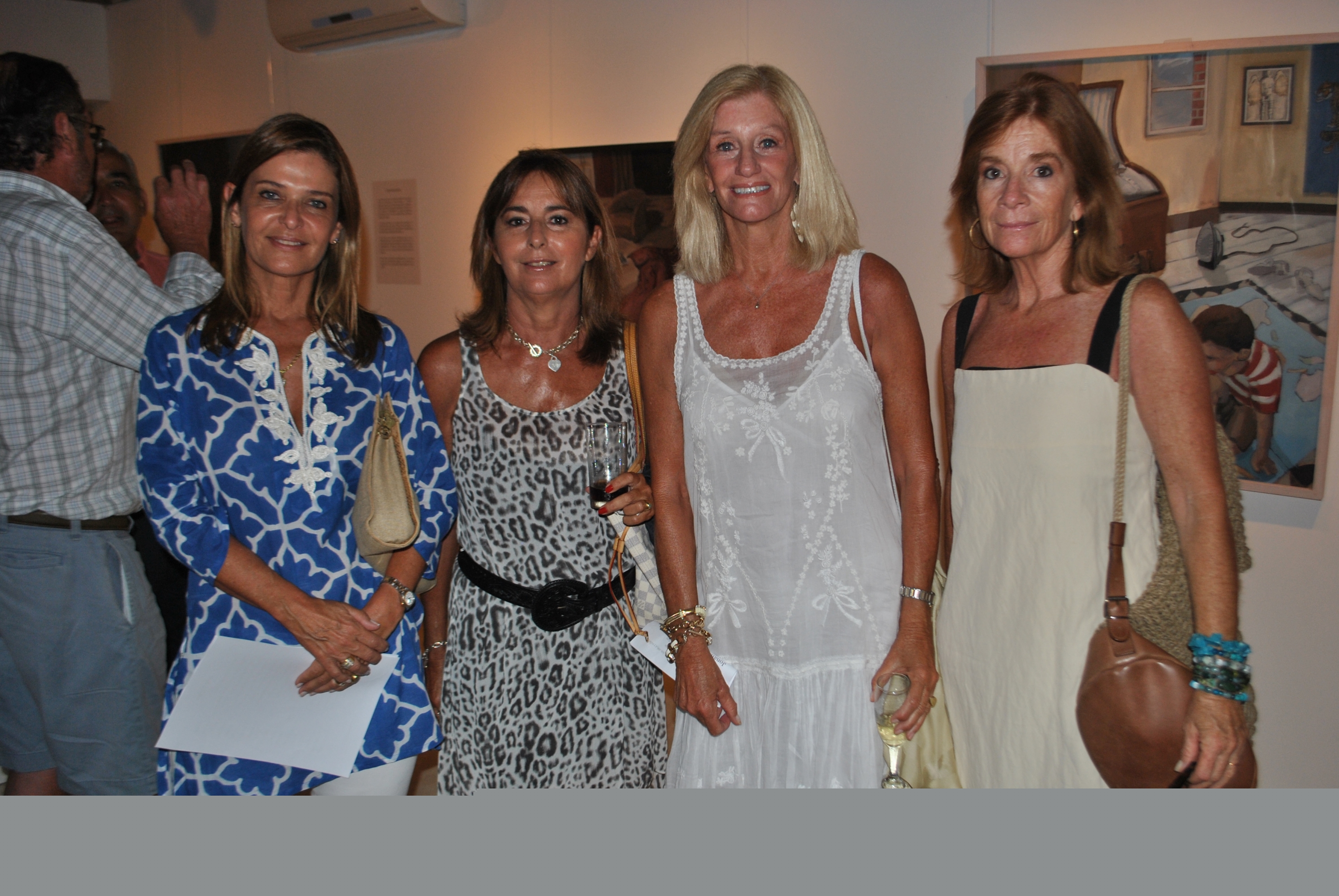 Inés Manini de Vargas, Pilar de Arteaga, Mercedes Danvila, Gloria Bordaberry de Boxer.