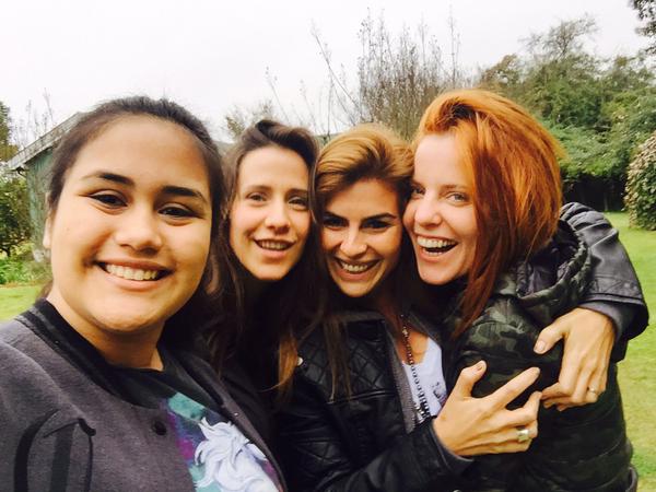 El eterno femenino de una imaginativa pintora