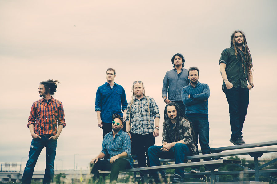 El eterno femenino de una imaginativa pintora