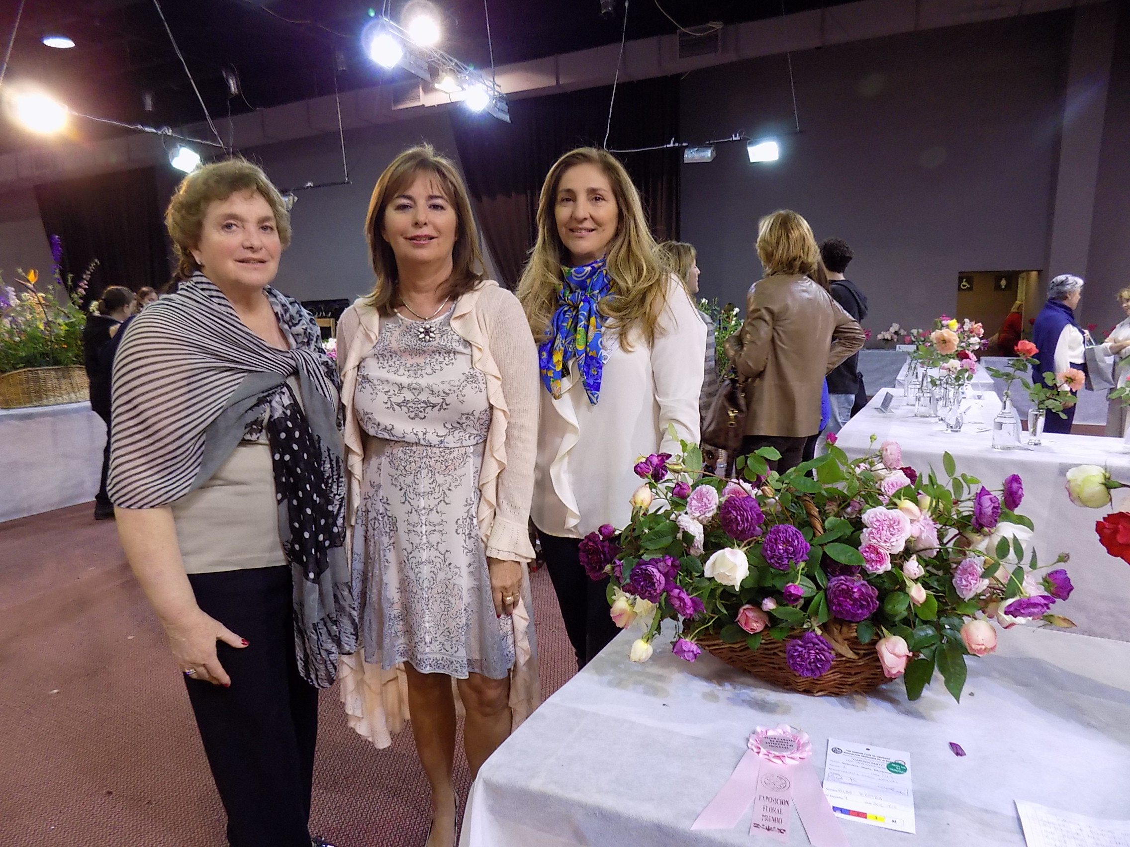 Raquel Oyenard, Pilar de Arteaga, Rosanna Ottieri.