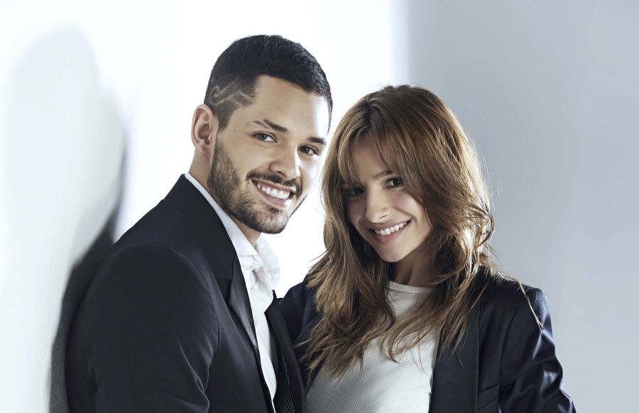 El eterno femenino de una imaginativa pintora