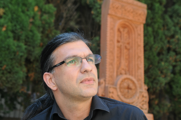 Profesor Andrés Vartabedián.