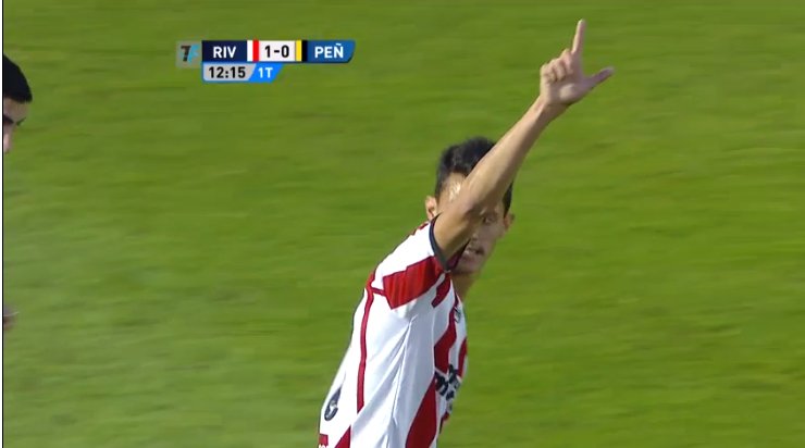 El eterno femenino de una imaginativa pintora