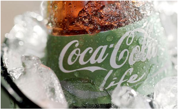 El eterno femenino de una imaginativa pintora