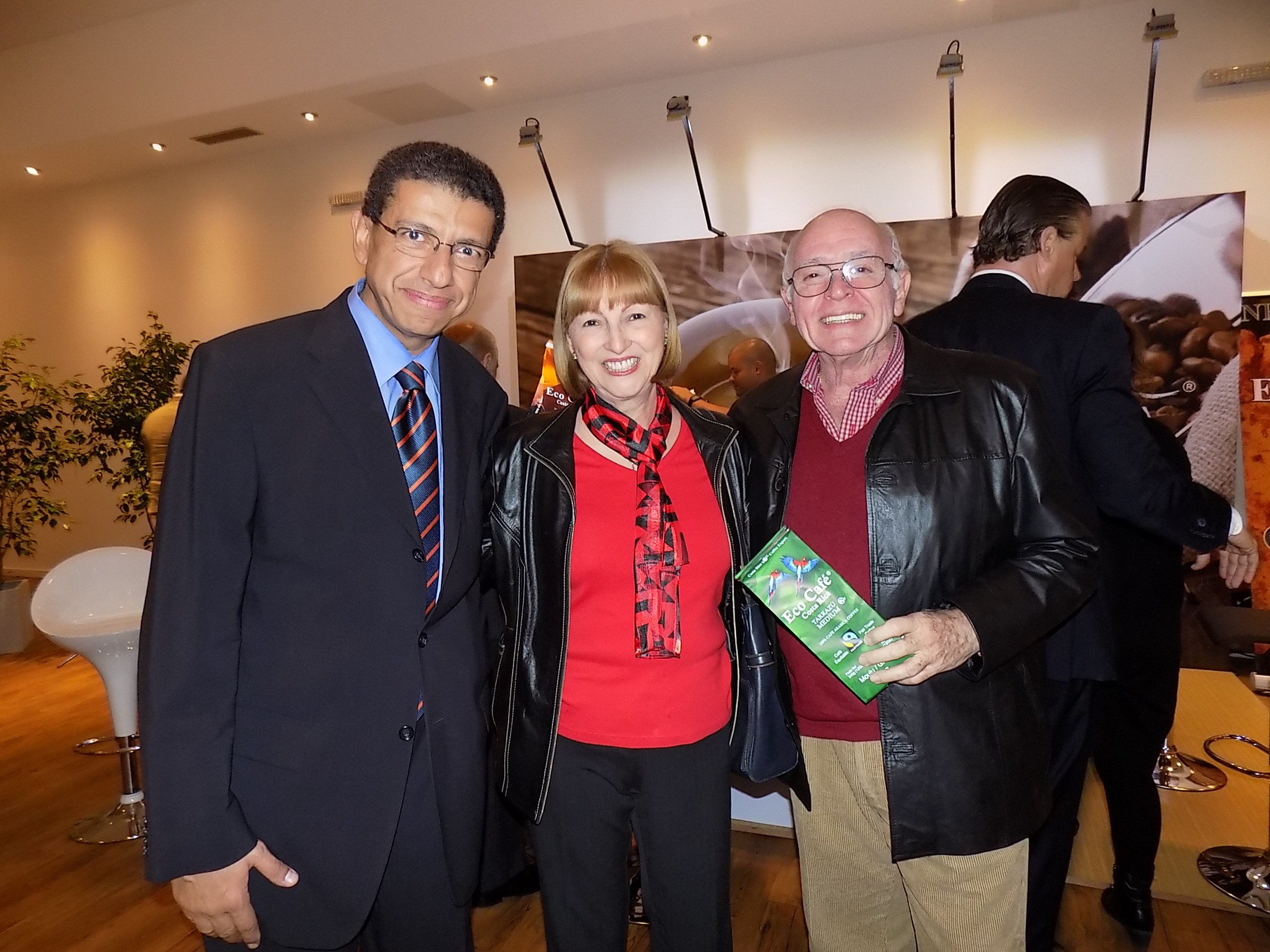 Embajador de Egipto Sami Salem, Cecilia Castro, Embajador de Panamá Anselmo Castro.