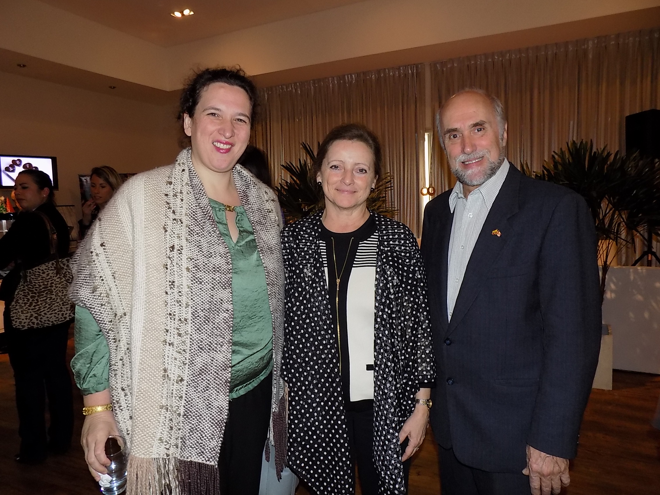 Embajadora de Israel Nin Ben Ami, embajadora de Canada, Gaston Gauvin.