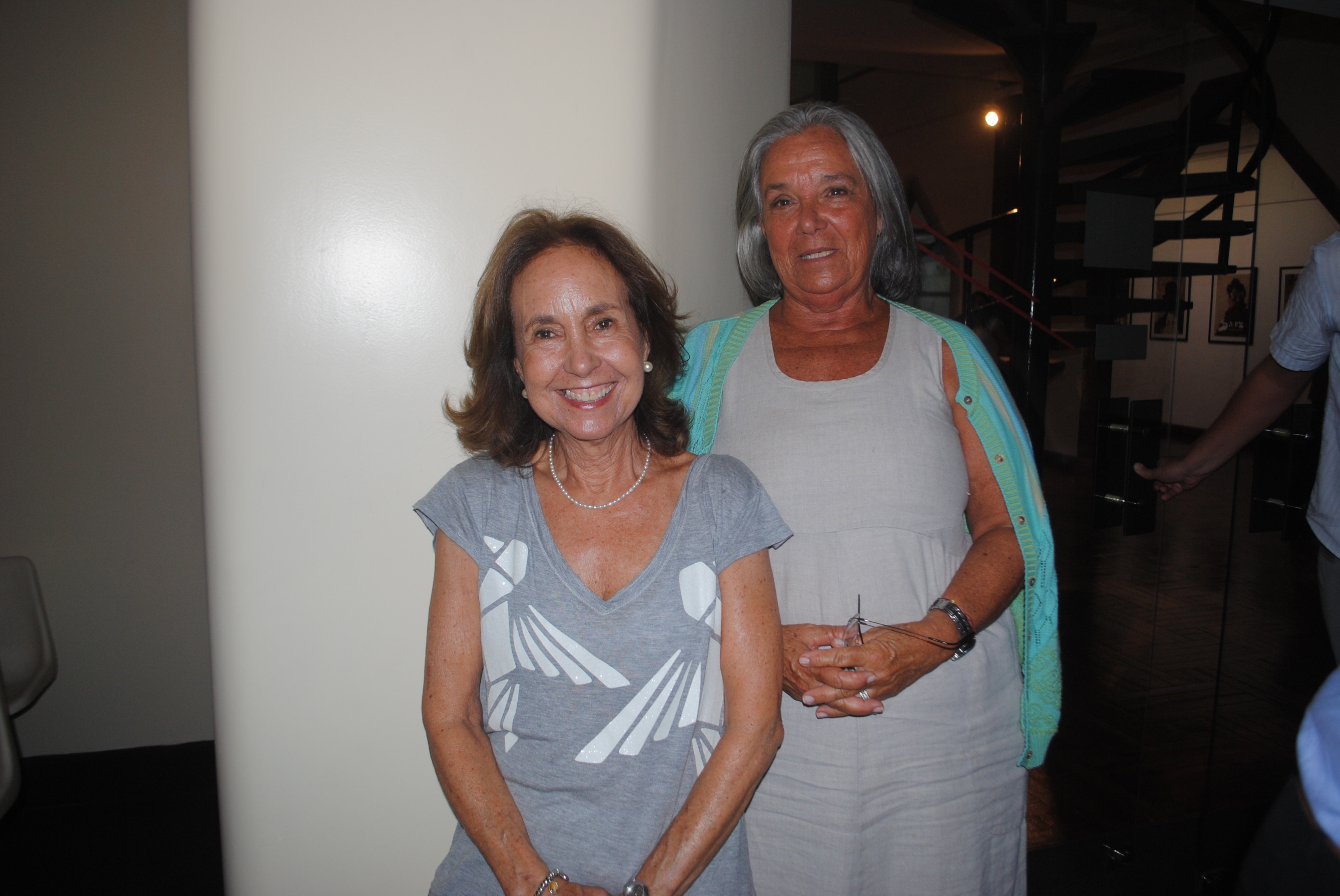 Mercedes Sáez, Mabel Guelfi.