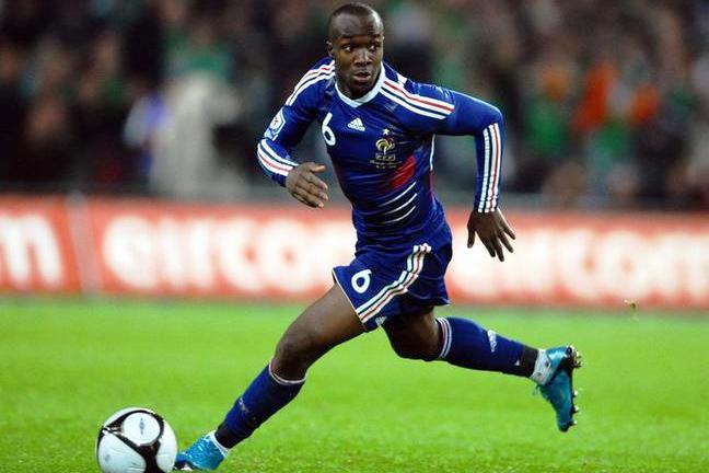 El eterno femenino de una imaginativa pintora