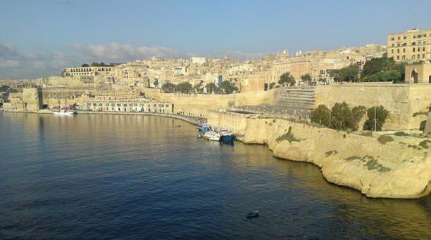 Valleta, la capital de la isla mediterránea de Malta, encierra medio milenio de historia en medio kilómetro cuadrado. En 2015, el Fuerte de San Pedro reabrirá sus puertas. Foto: Pixaby