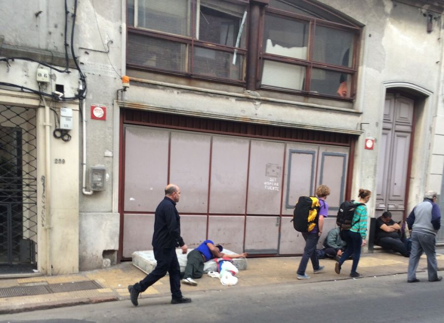 El eterno femenino de una imaginativa pintora