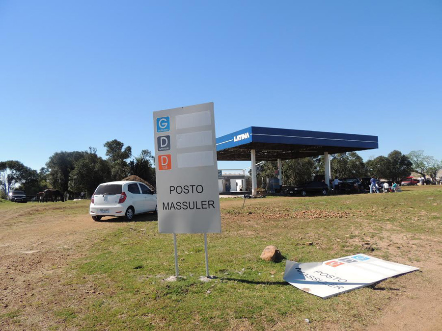 El eterno femenino de una imaginativa pintora