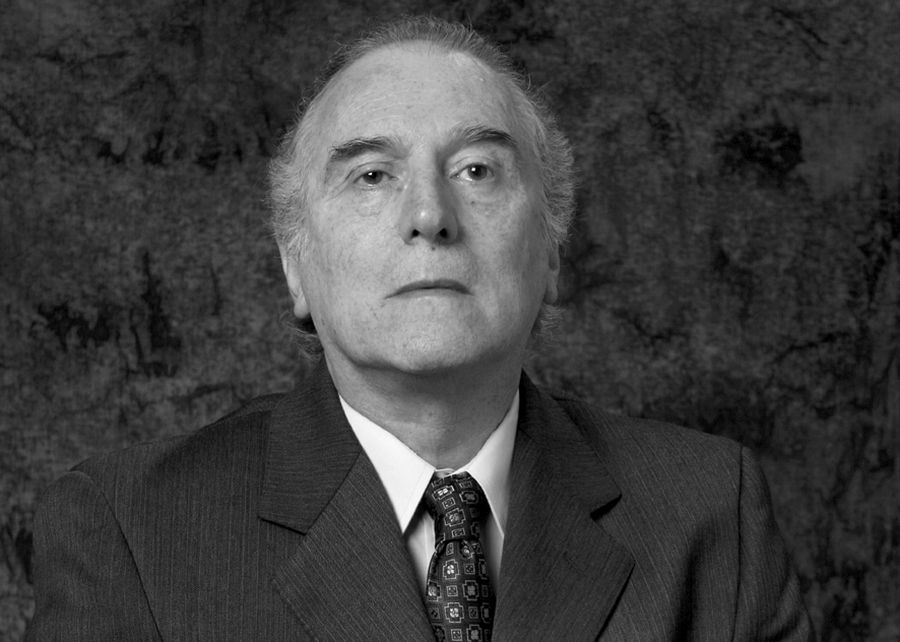 El eterno femenino de una imaginativa pintora