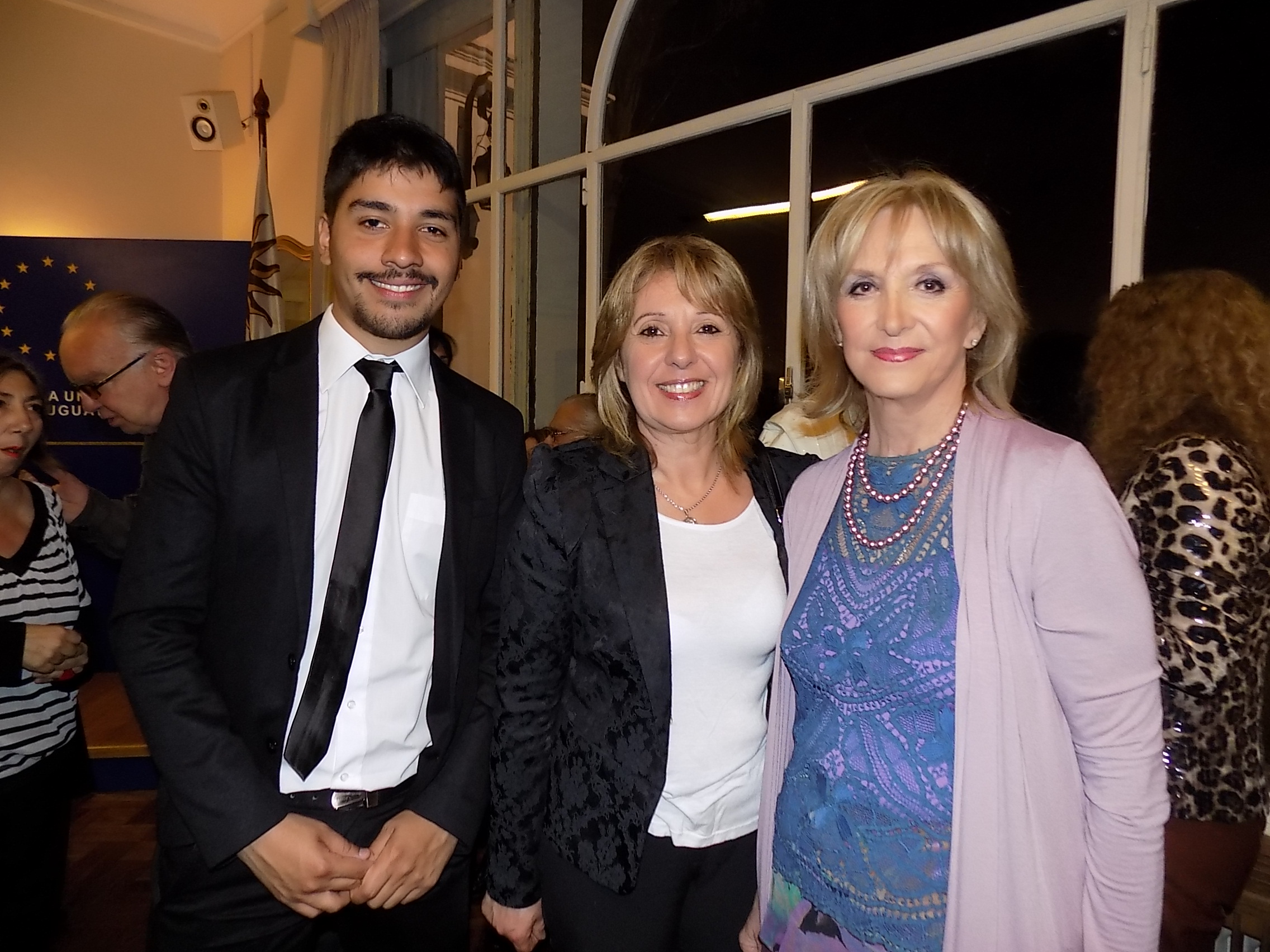 Adrián Vispo, Alicia Bonavia, Ana Arrospide.