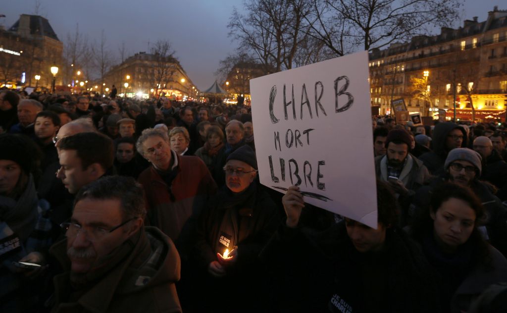 Protesta en silencio en París tras el atentado terrorista. Foto: Reuters