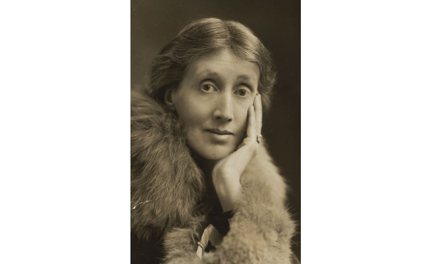 El eterno femenino de una imaginativa pintora