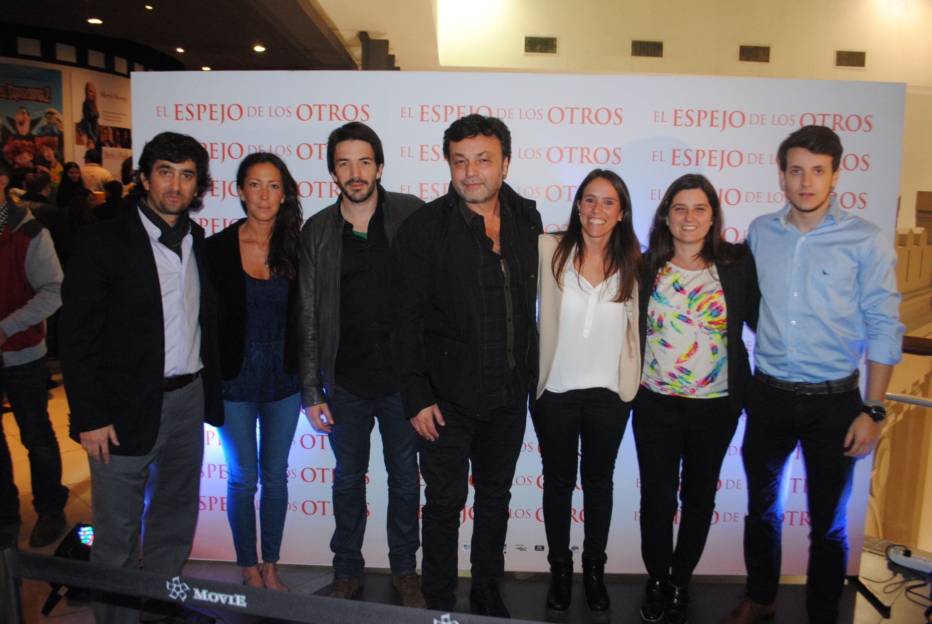 Martín Rupenian, Marina Núñez, Javier De Nevares, Marcos Carnevale, Josefina Rachetti, Jimena Cruz. Felipe Chetrit.