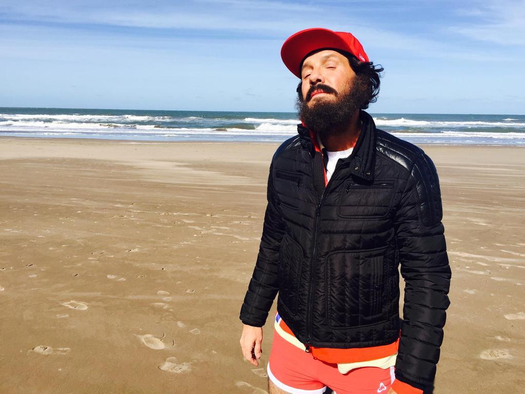 El eterno femenino de una imaginativa pintora