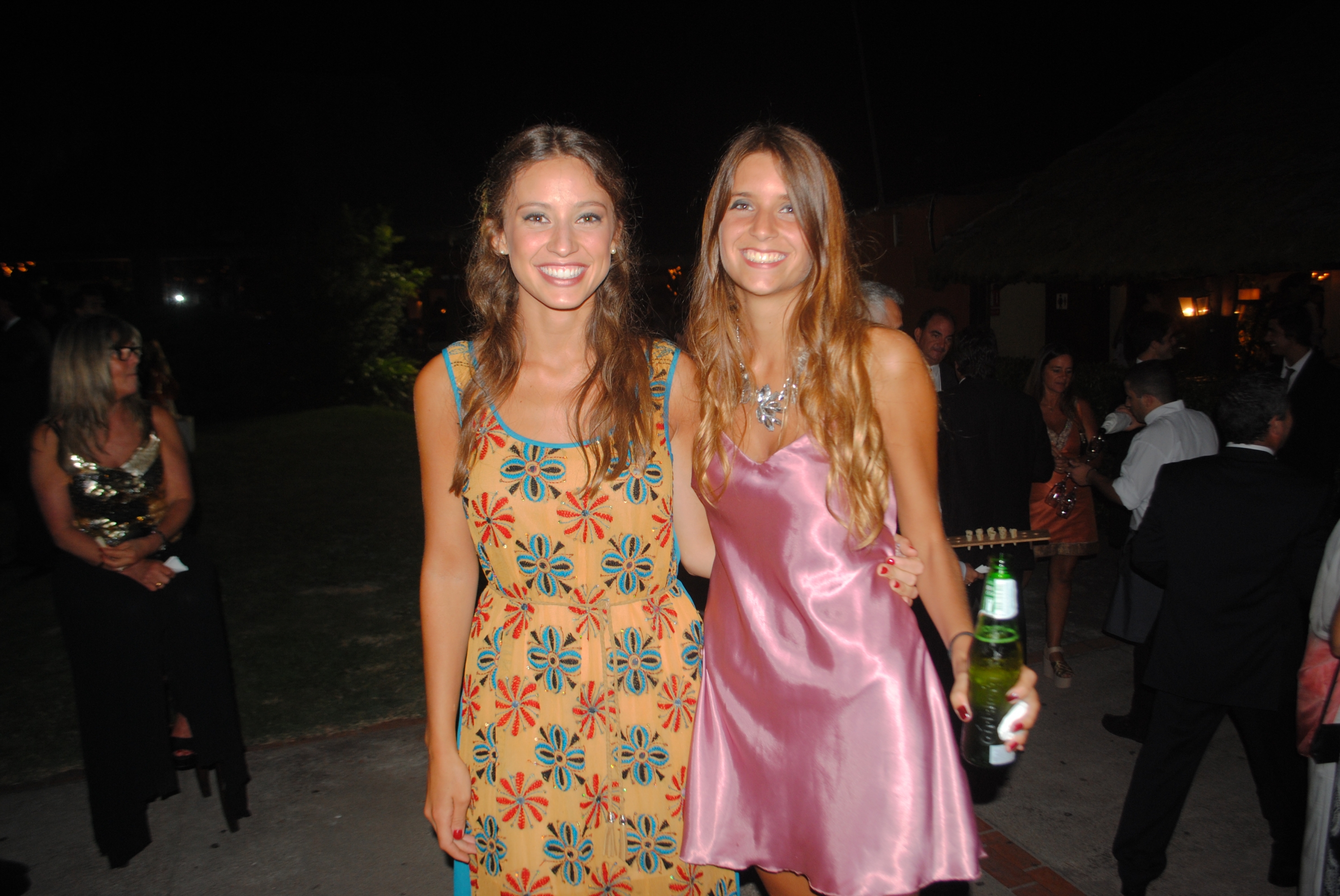 Inés Echeguia, Agustina Michelini.