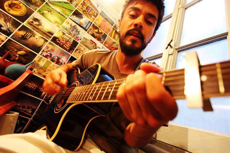 El eterno femenino de una imaginativa pintora