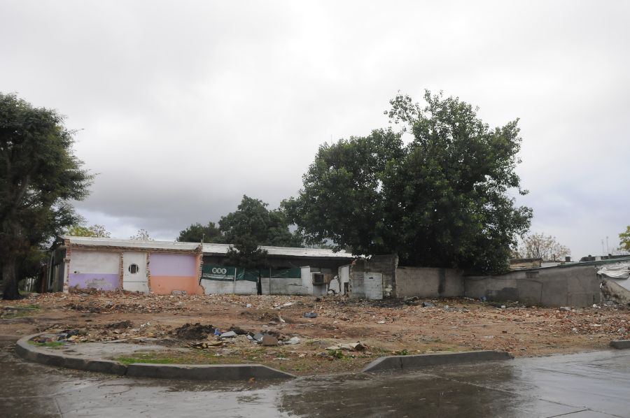 Este mes se concretará la demolición del 33% de 380 fincas. Foto: L.Carreño.