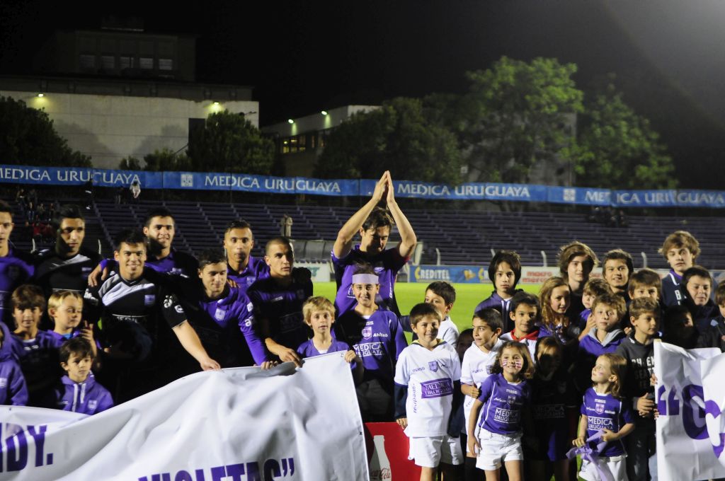 Andrés Fleurquin se despidió del fútbol. Foto: Fernando Ponzetto