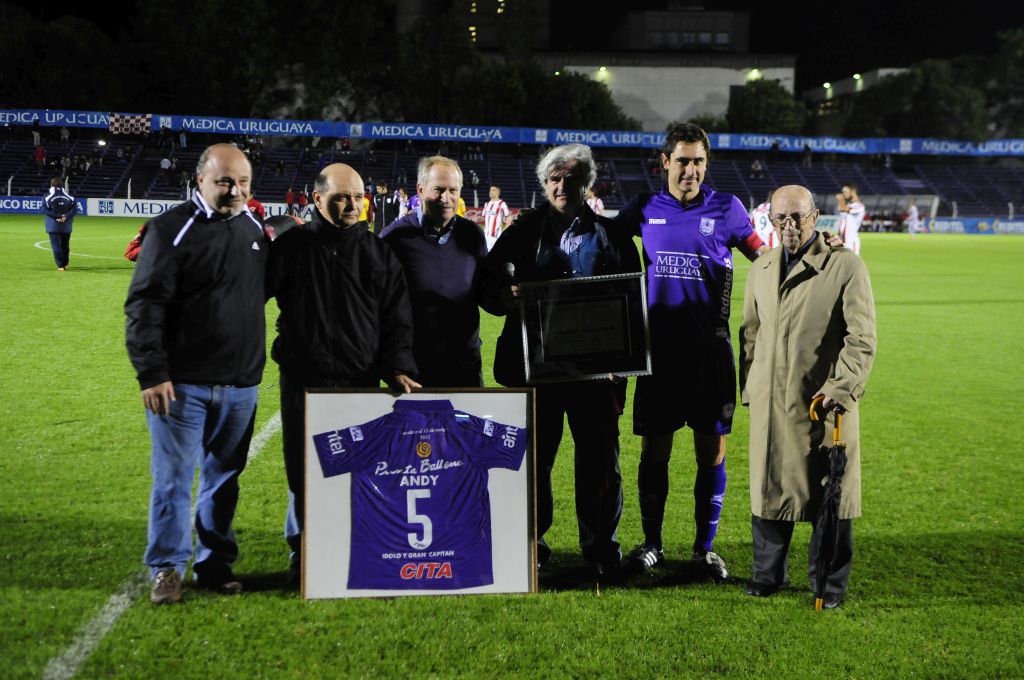 Andrés Fleurquin se despidió del fútbol. Foto: Fernando Ponzetto