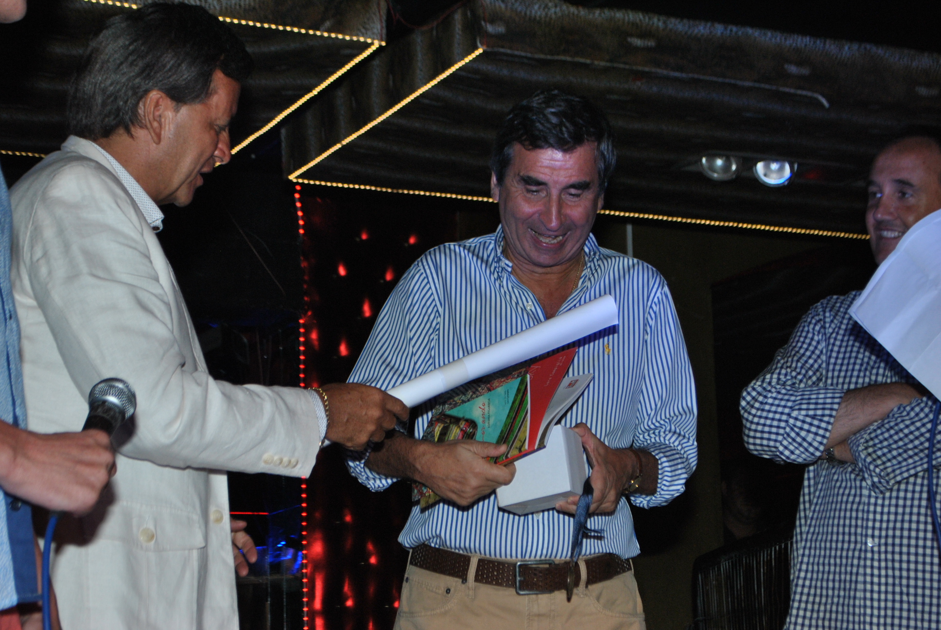 Julio Ríos, Berch Rupenian.