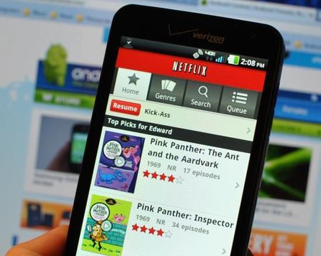 El eterno femenino de una imaginativa pintora