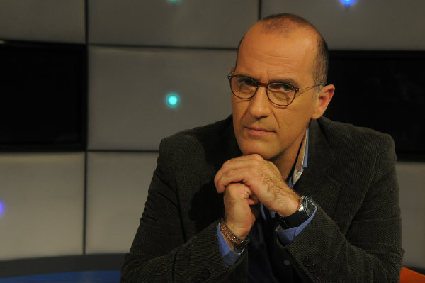 El eterno femenino de una imaginativa pintora