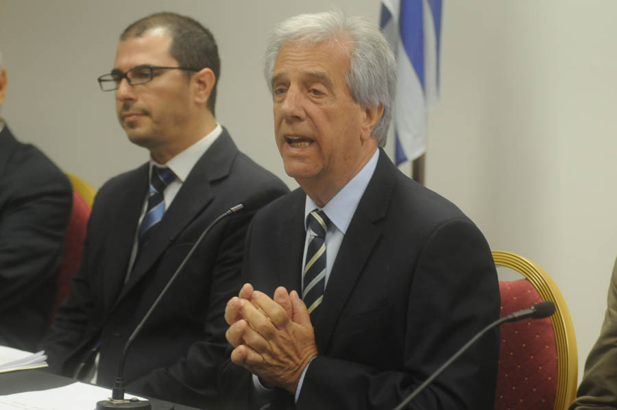 El eterno femenino de una imaginativa pintora