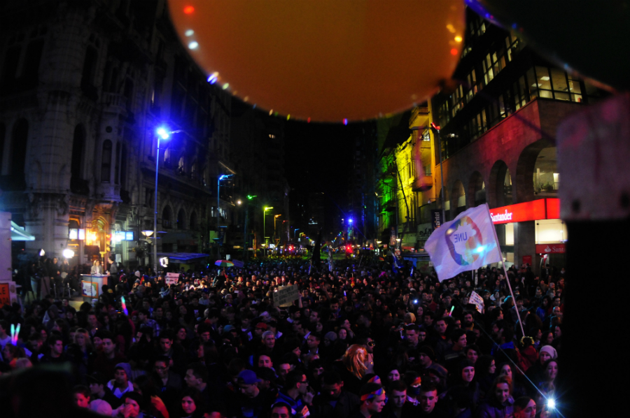 Marcha de la Diversidad por el centro de Montevideo. Foto: Fernando Ponzetto