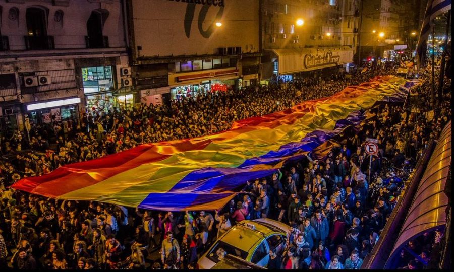 Marcha por la Diversidad en 18 de Julio. Foto: IMM